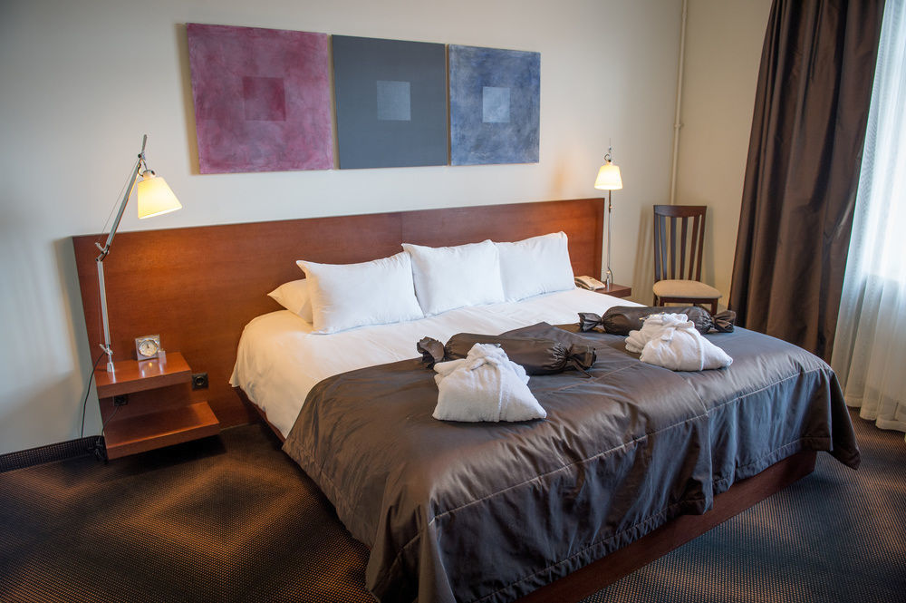 ริกซ์เวล เซ็นทรา โฮเต็ล Hotel รีกา ภายนอก รูปภาพ